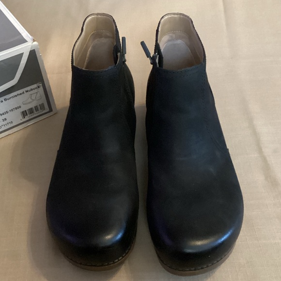 NWT Dansko womens  Black Leather Boots - Picture 4 of 9